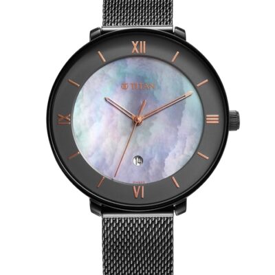 Titan Women Brass Mother of Pearl Dial B...
